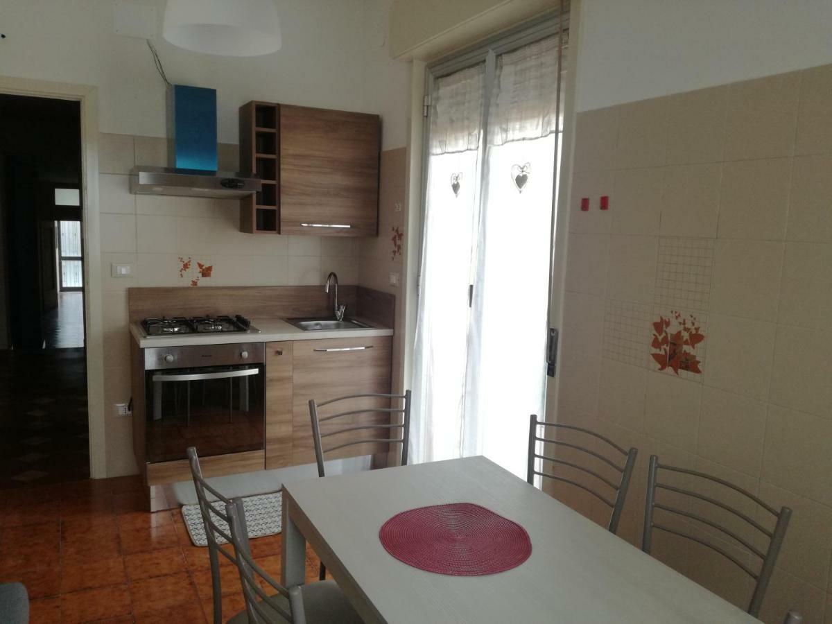 Casa Vacanza Petrulli Цафферана-Этнея Экстерьер фото